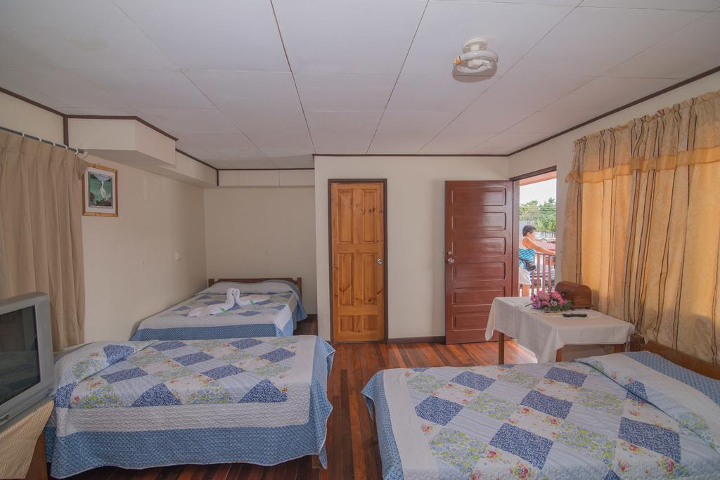 Hotel Sierpe River Buitenkant foto
